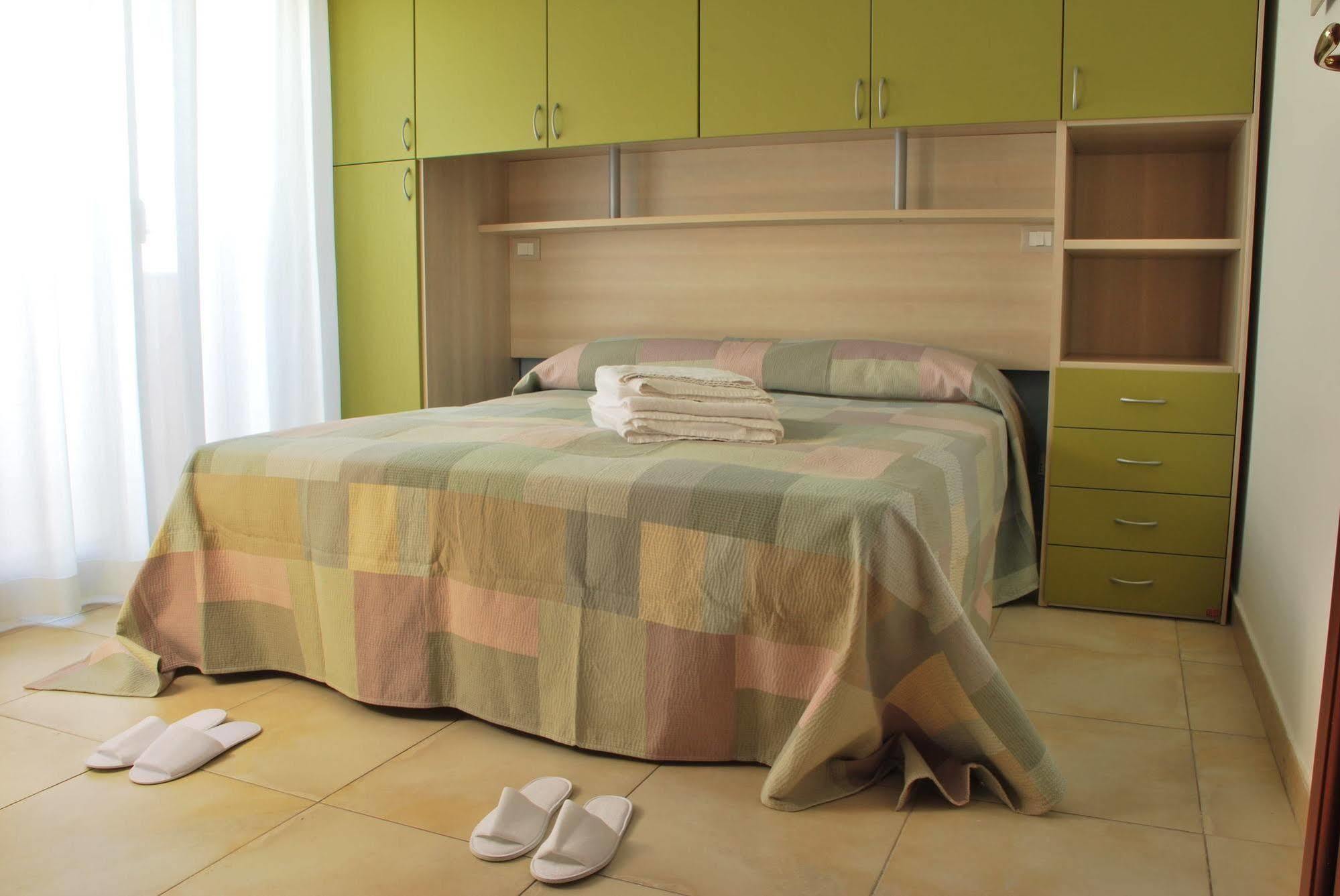 Case Vacanze Anni 20 Bagheria Exteriör bild